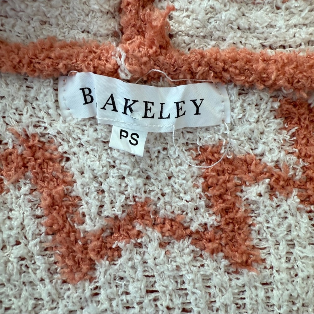 Blakely Reversible Aztec Plush Cardigan Plus One Size Brand New - Picture 4 of 6